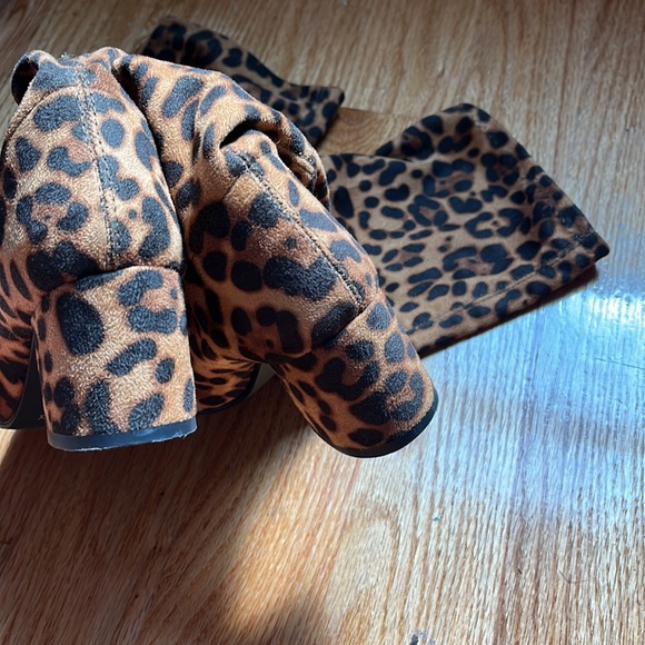 Vintage Leopard Cheetah Animal Print Knee High Boots - Picture 3 of 3
